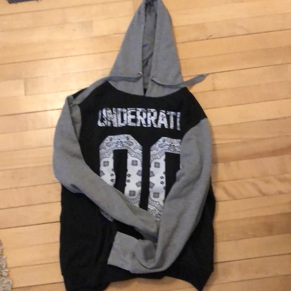 Black & grey hoodie - Picture 2 of 2